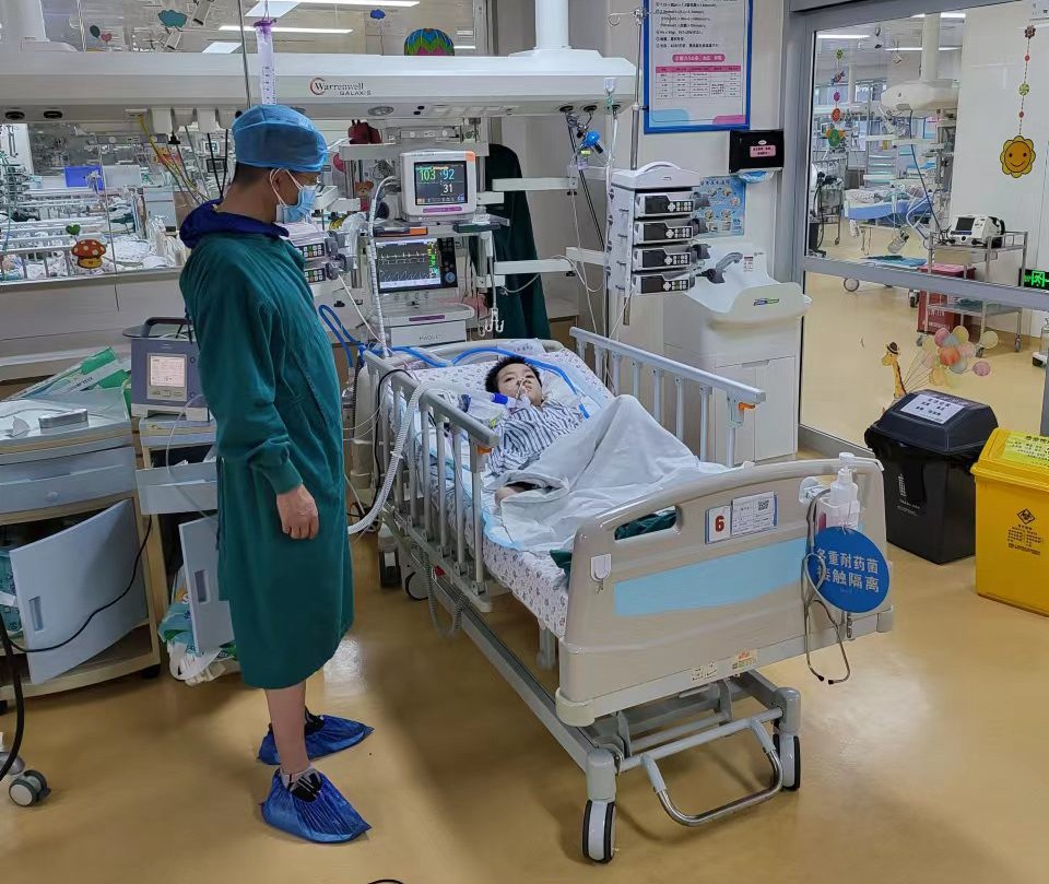 连南跨省救护车出租公司