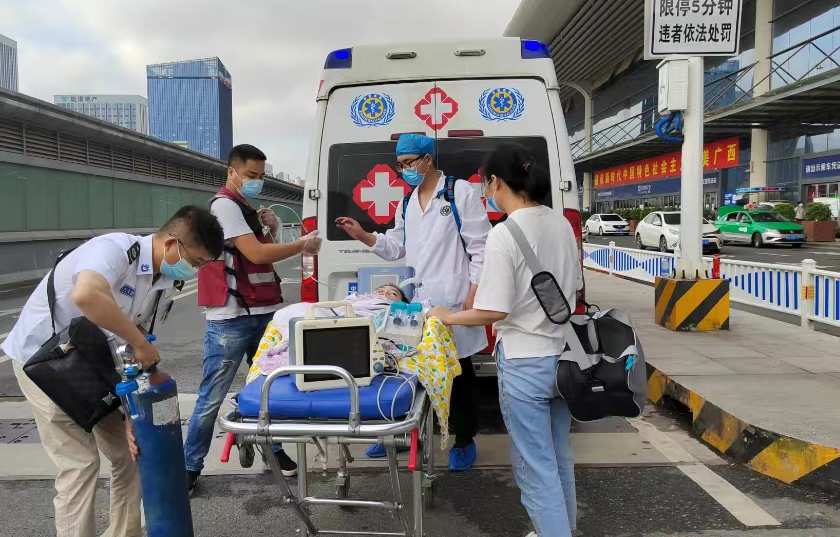 连南救护车出租公司