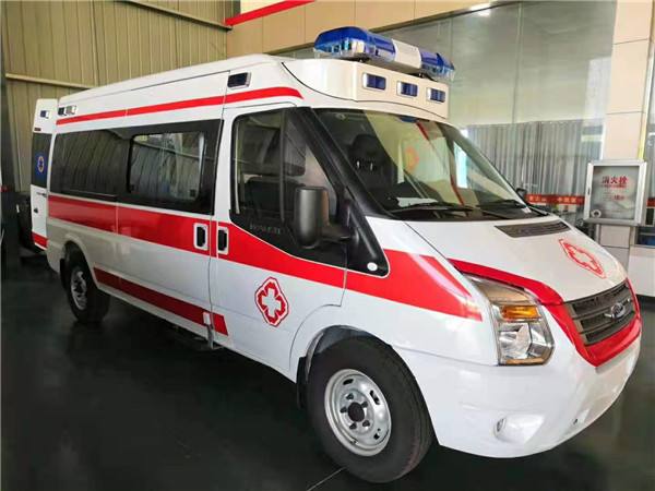 连南福特V362救护车