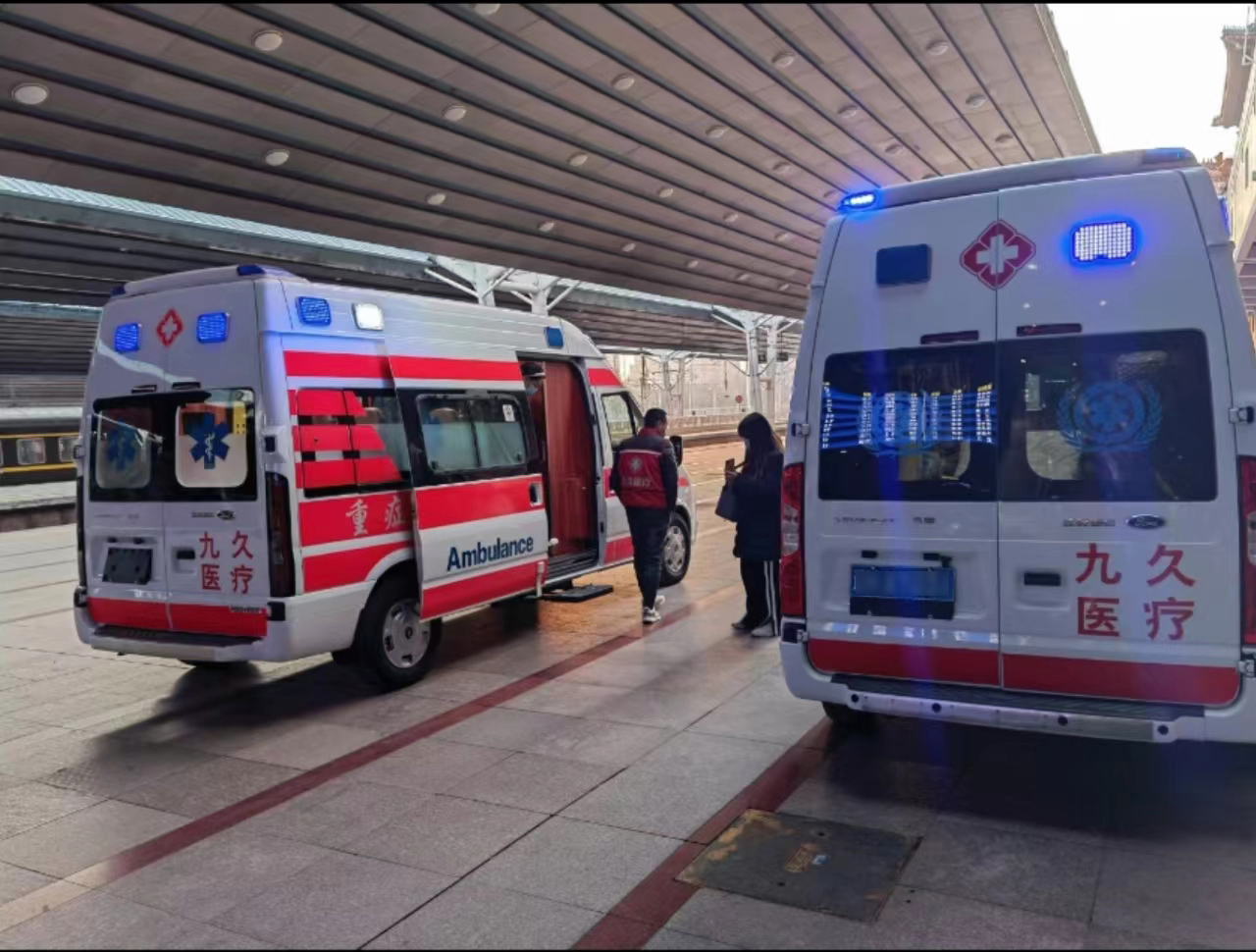 连南救护车长途转运